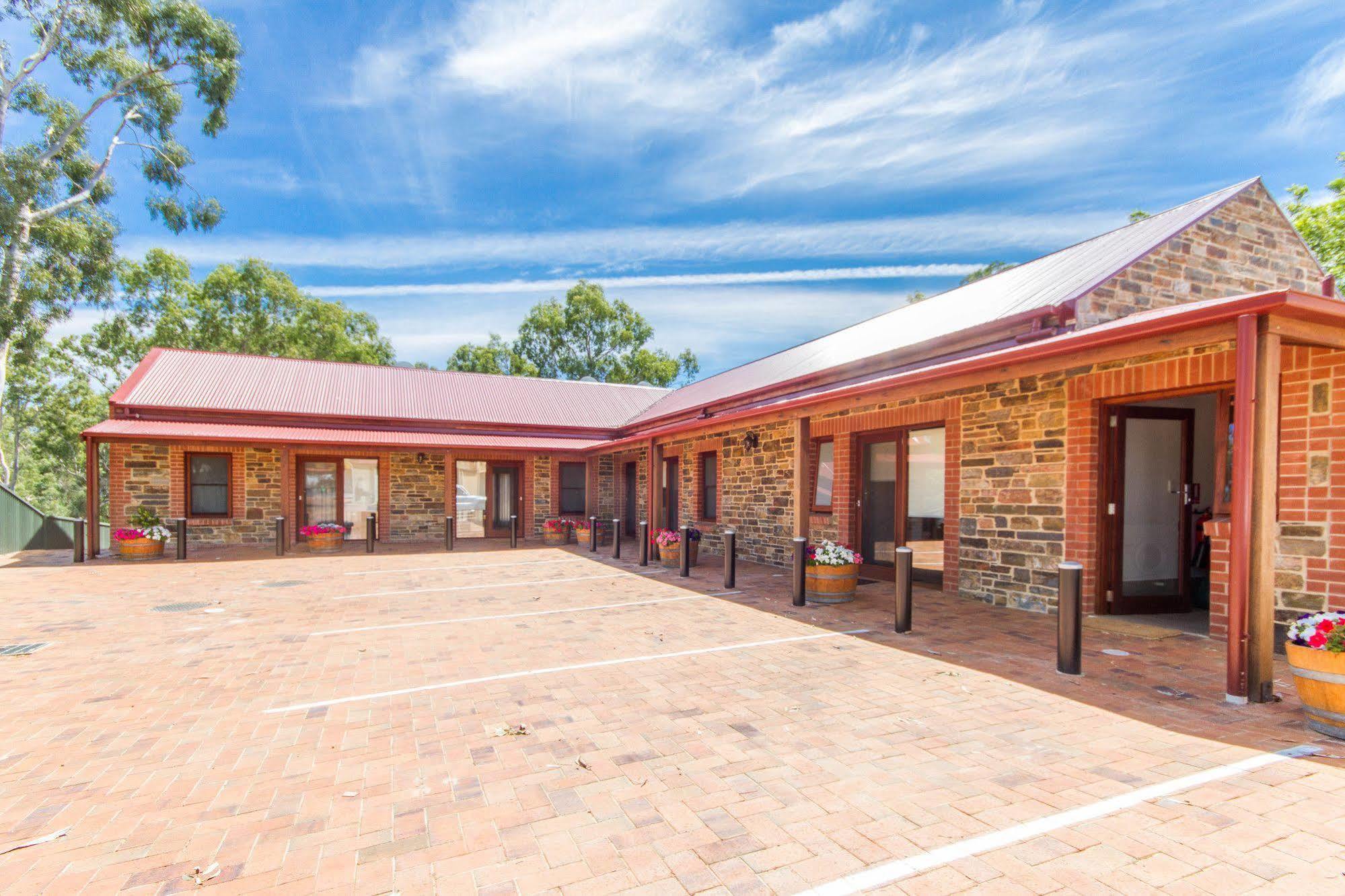 Birdwood Motel Exterior photo